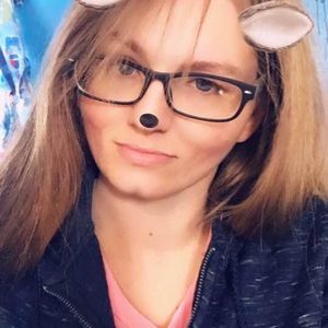 Meet your Posher, Nickole